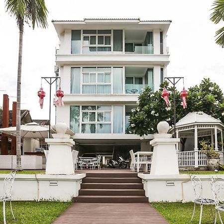 B2 Riverside Colonial Hotel Чиангмай Экстерьер фото