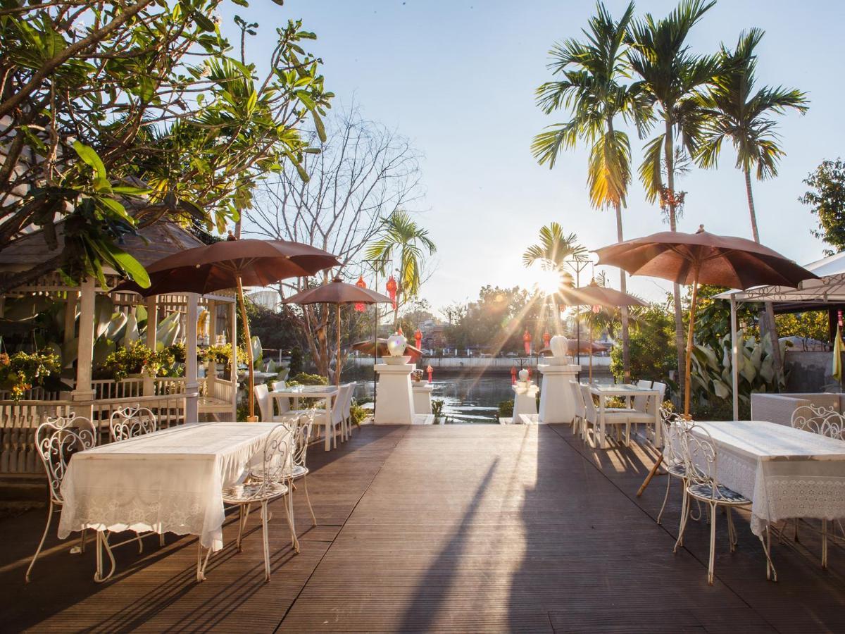 B2 Riverside Colonial Hotel Чиангмай Экстерьер фото