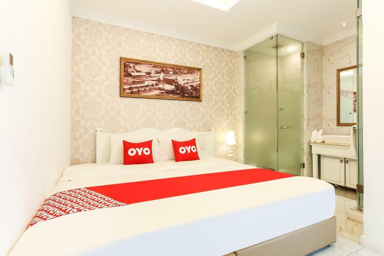 B2 Riverside Colonial Hotel Чиангмай Экстерьер фото