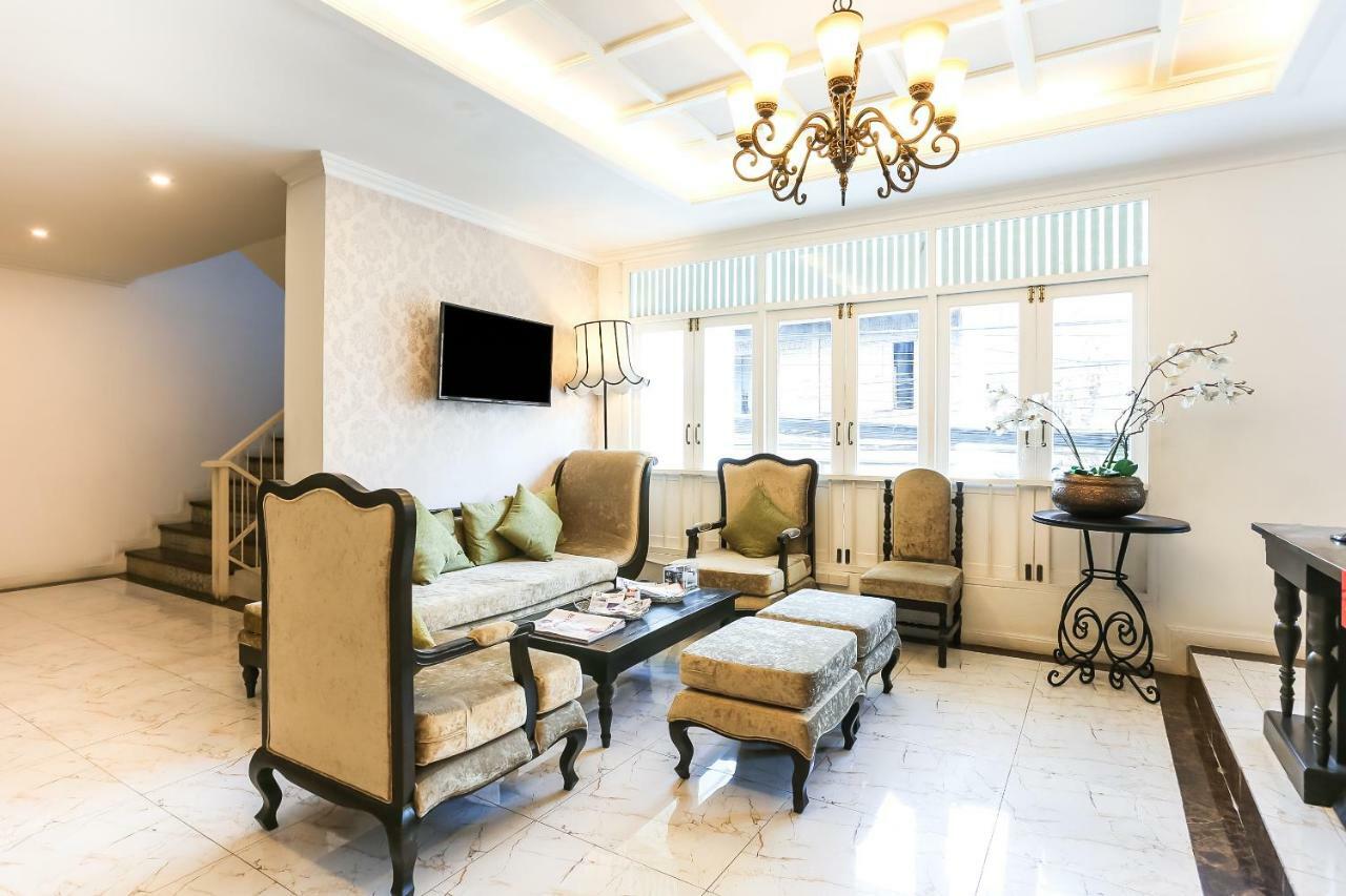 B2 Riverside Colonial Hotel Чиангмай Экстерьер фото