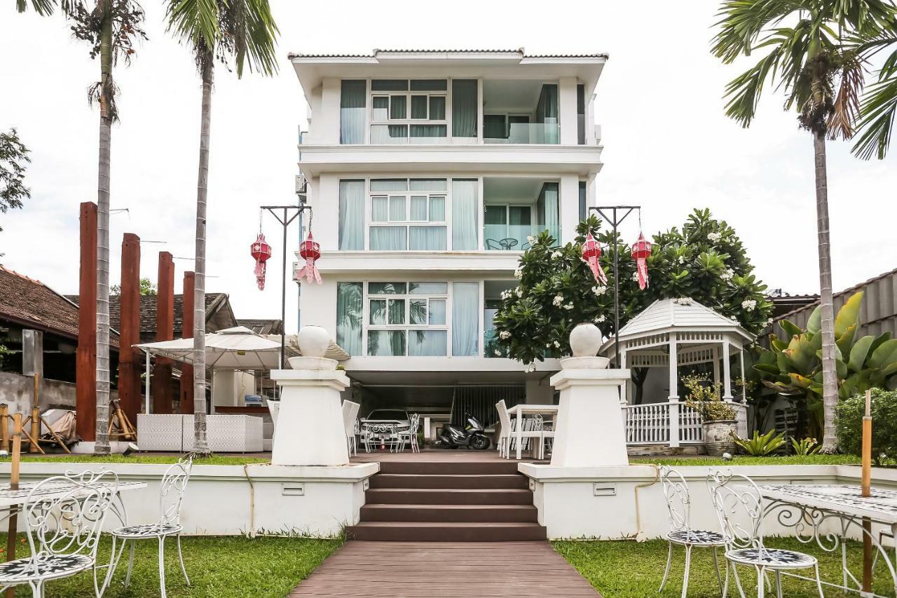 B2 Riverside Colonial Hotel Чиангмай Экстерьер фото