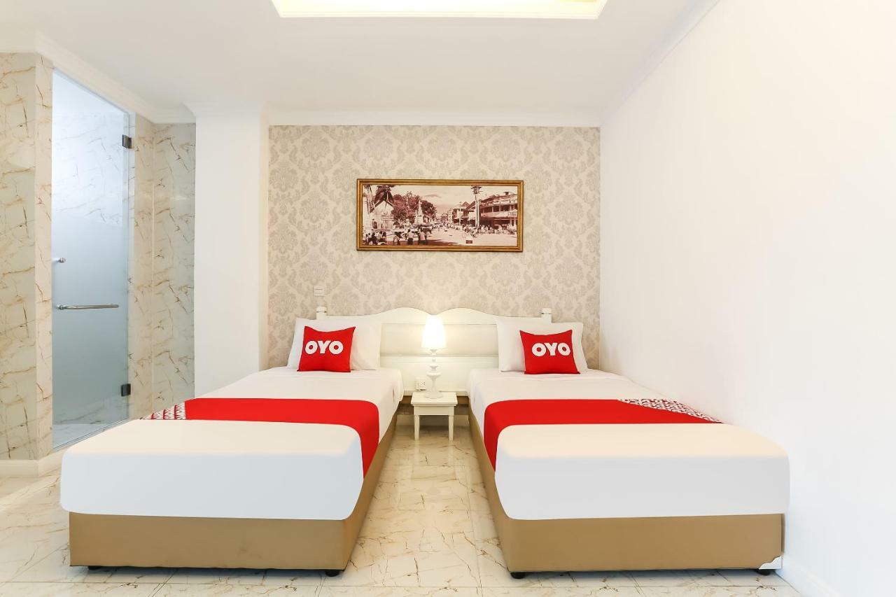 B2 Riverside Colonial Hotel Чиангмай Экстерьер фото